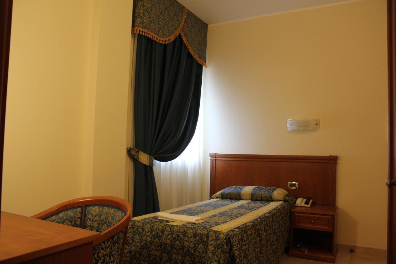 Sant'Egidio alla Vibrata Hotel Concorde מראה חיצוני תמונה