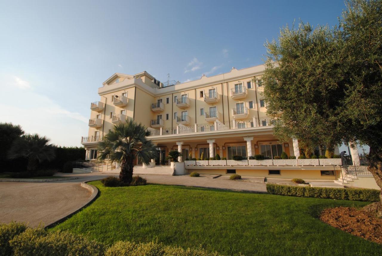 Sant'Egidio alla Vibrata Hotel Concorde מראה חיצוני תמונה